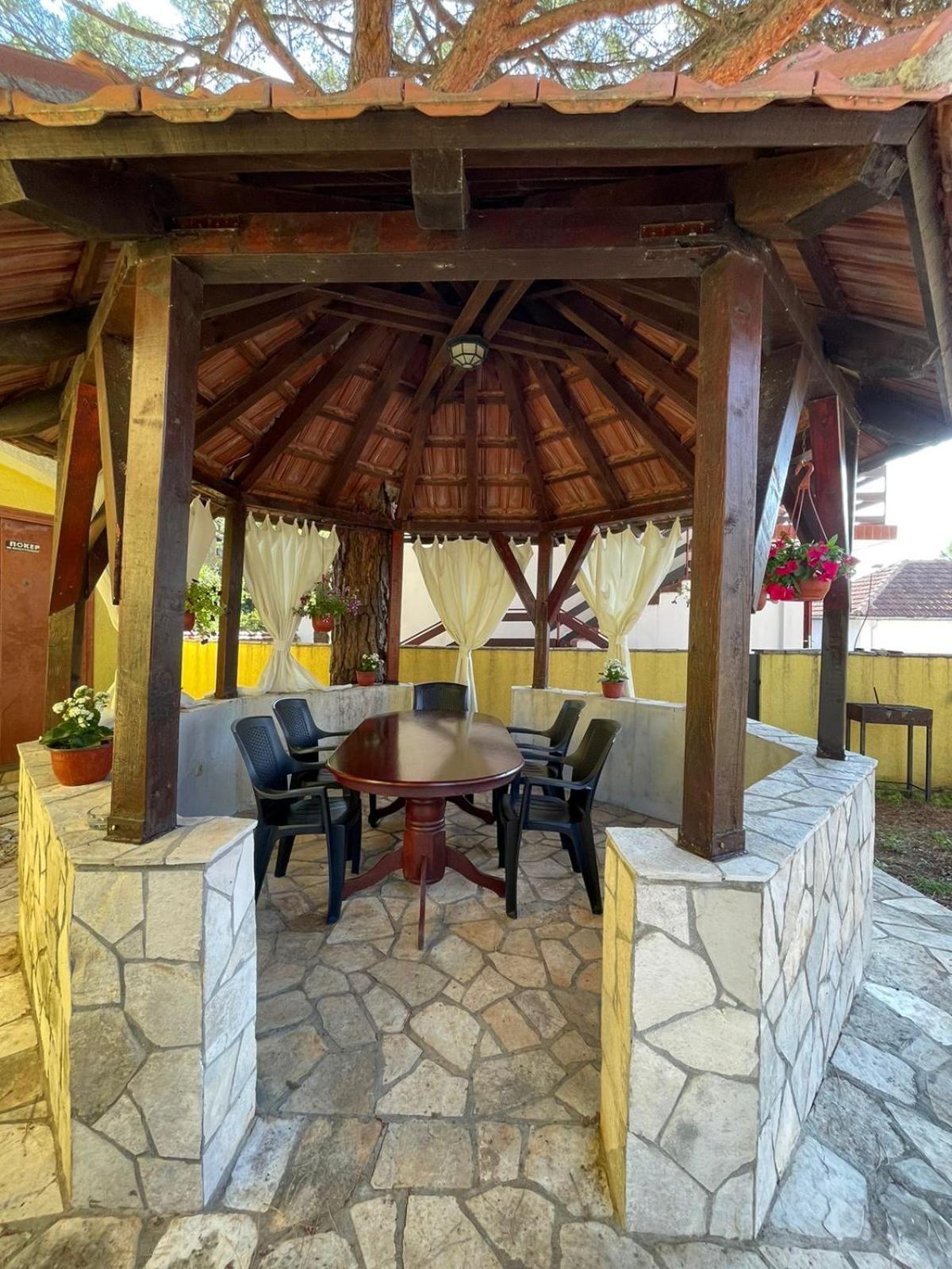 Apartments Villa-G Lustica Tivat Luaran gambar